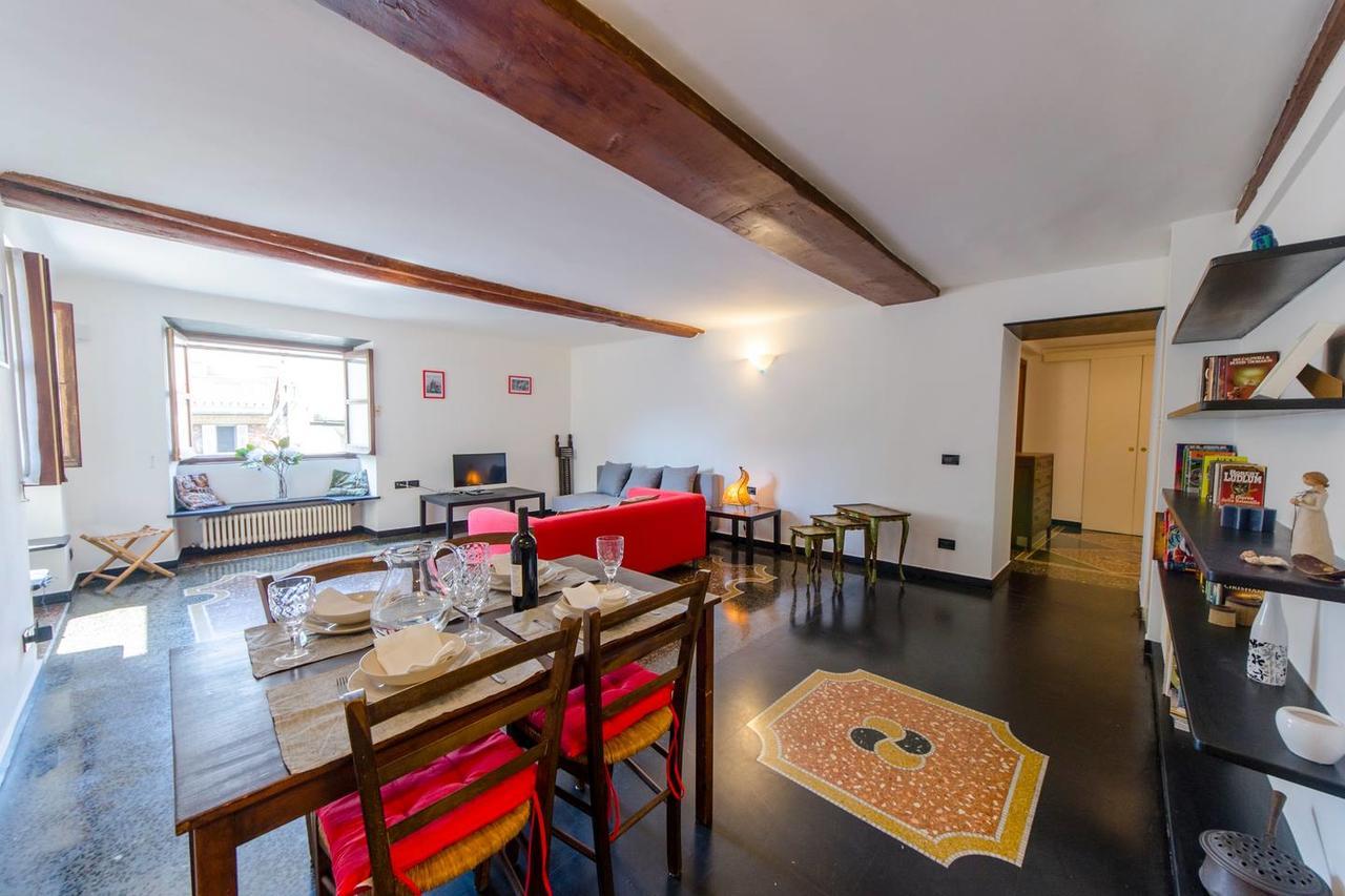 Joivy Colorful Flat For 5 Close To Piazza De Ferrari ジェノヴァ エクステリア 写真
