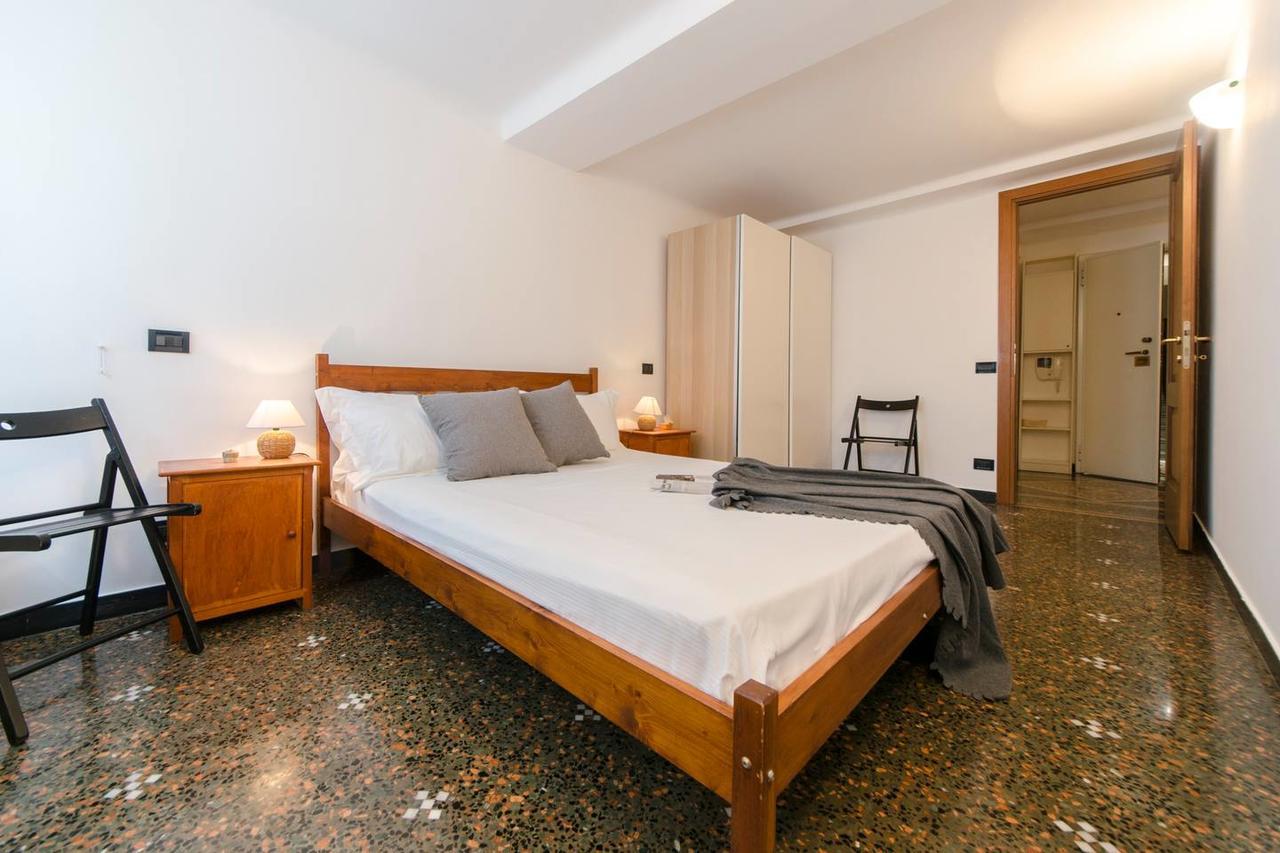 Joivy Colorful Flat For 5 Close To Piazza De Ferrari ジェノヴァ エクステリア 写真