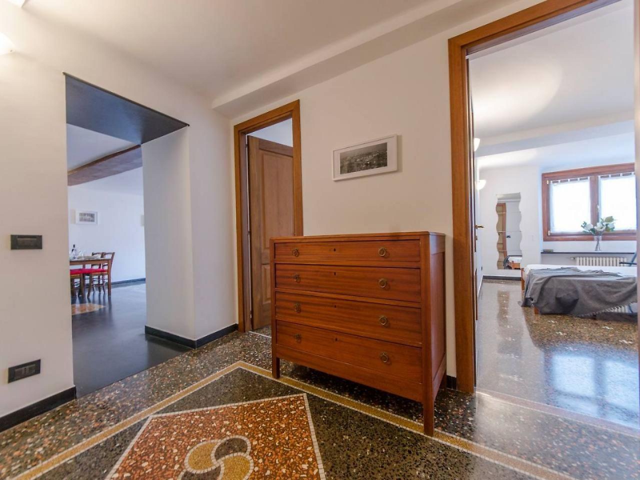 Joivy Colorful Flat For 5 Close To Piazza De Ferrari ジェノヴァ エクステリア 写真